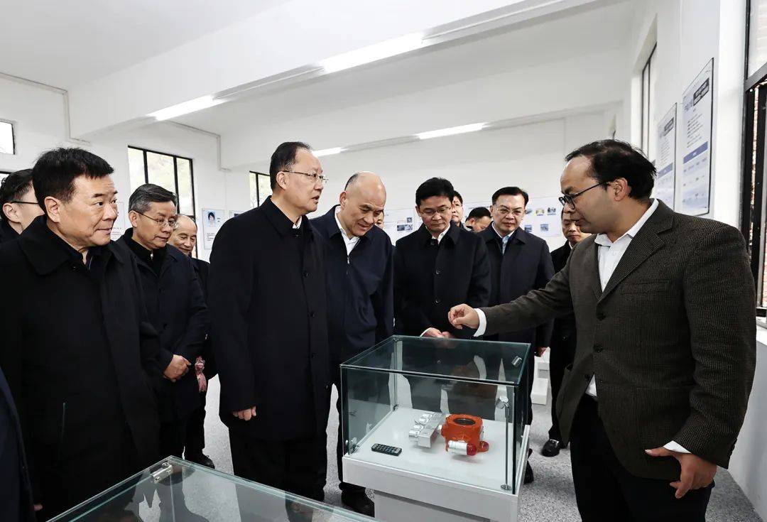 毛偉明在衡陽調(diào)研智能衡器計量產(chǎn)業(yè)發(fā)展:衡器
